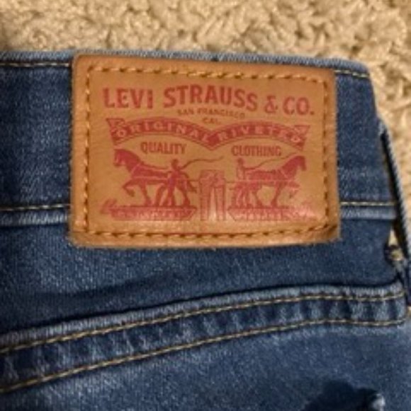 Slim Levi Jeans - Picture 3 of 4